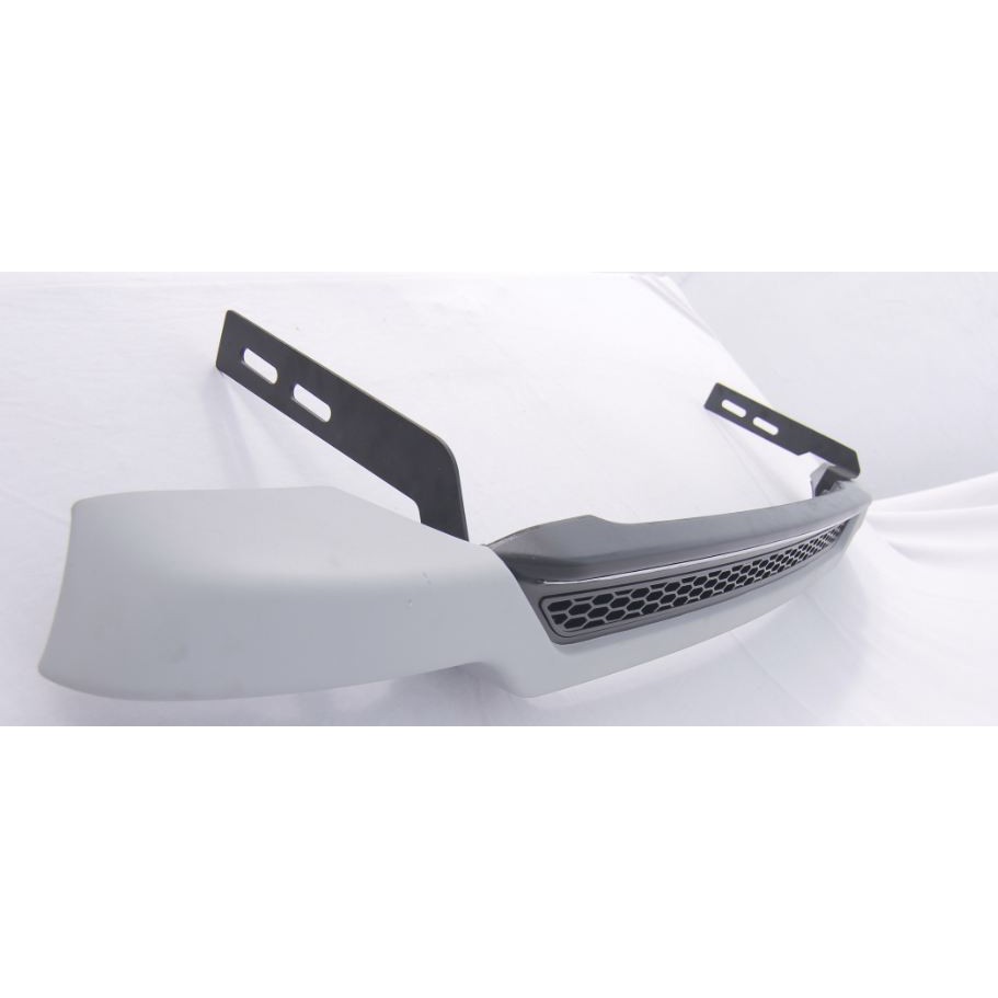 TANDUK BUMPER RR AVANZA