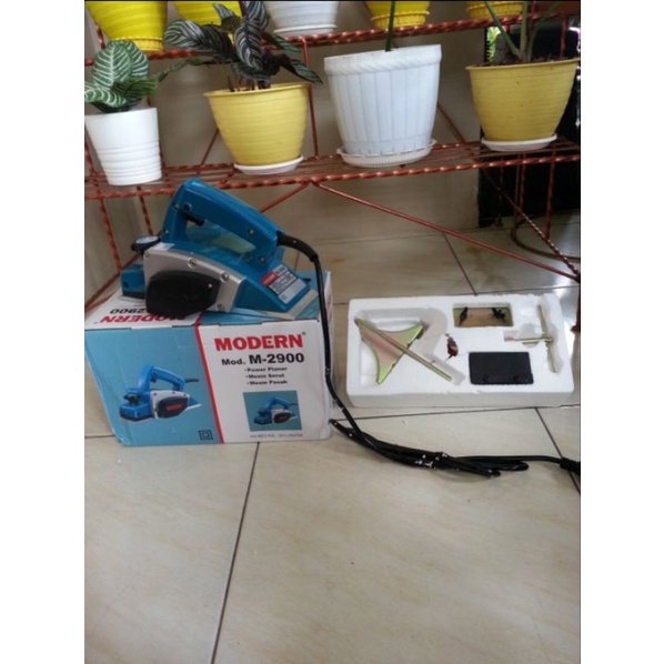 Mesin Serut Kayu Modern M2900