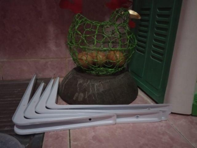 Siku Rak Tebal 190 X 270 Satuan Bonus Sekrup