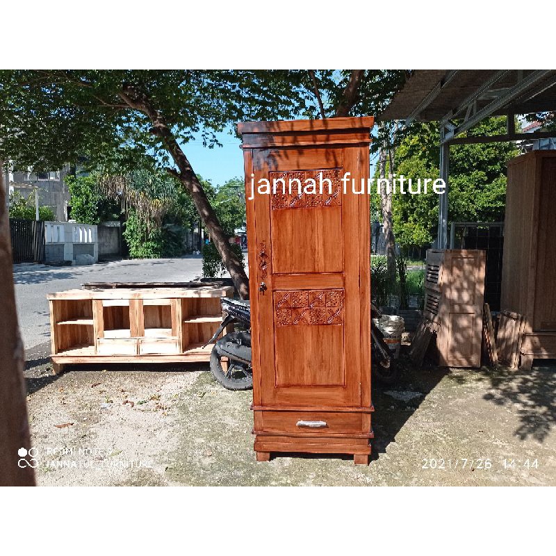 Lemari pakaian 1 pintu kayu jati