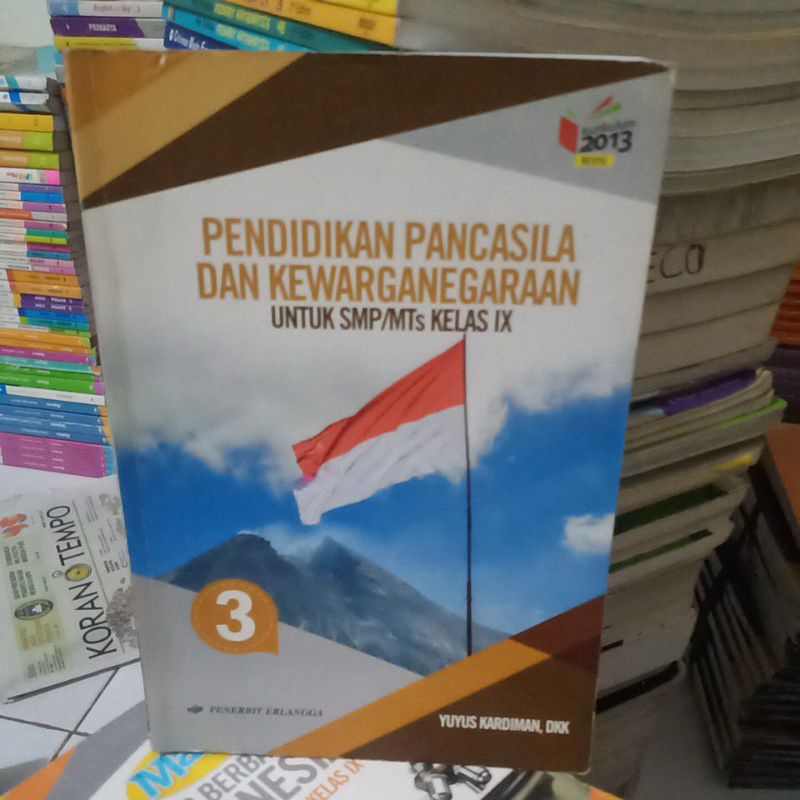 pendidikan pancasila dan kewarganegaraan untuk smp kelas 9 erlangga