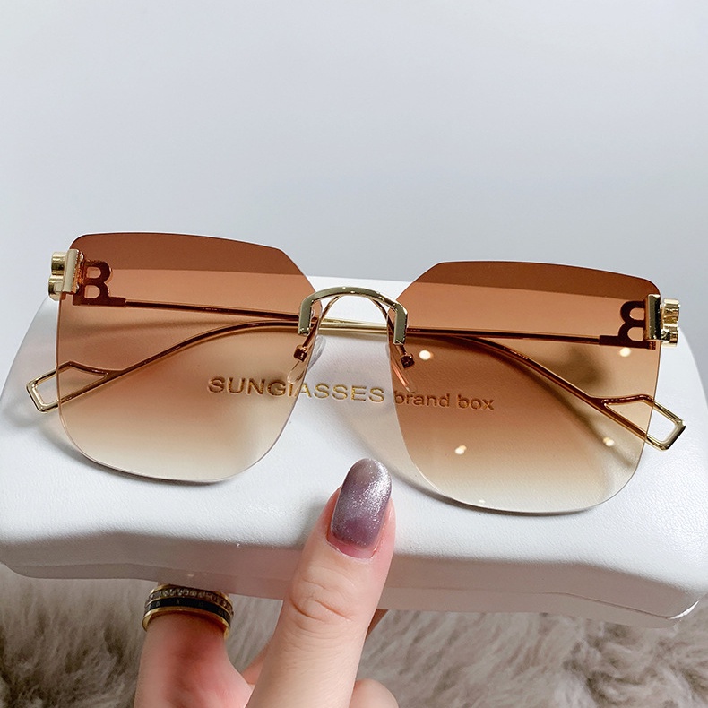 Kacamata Hitam Bentuk Kotak Untuk Pria Dan Wanita