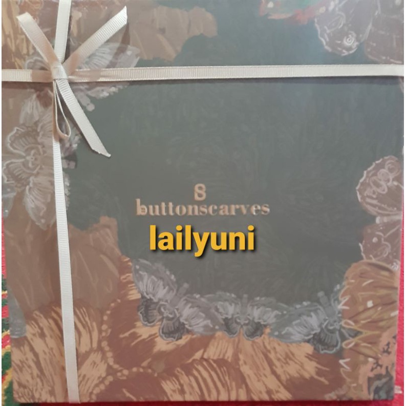 NEW  BUTTONSCARVES FARSHA VOAL