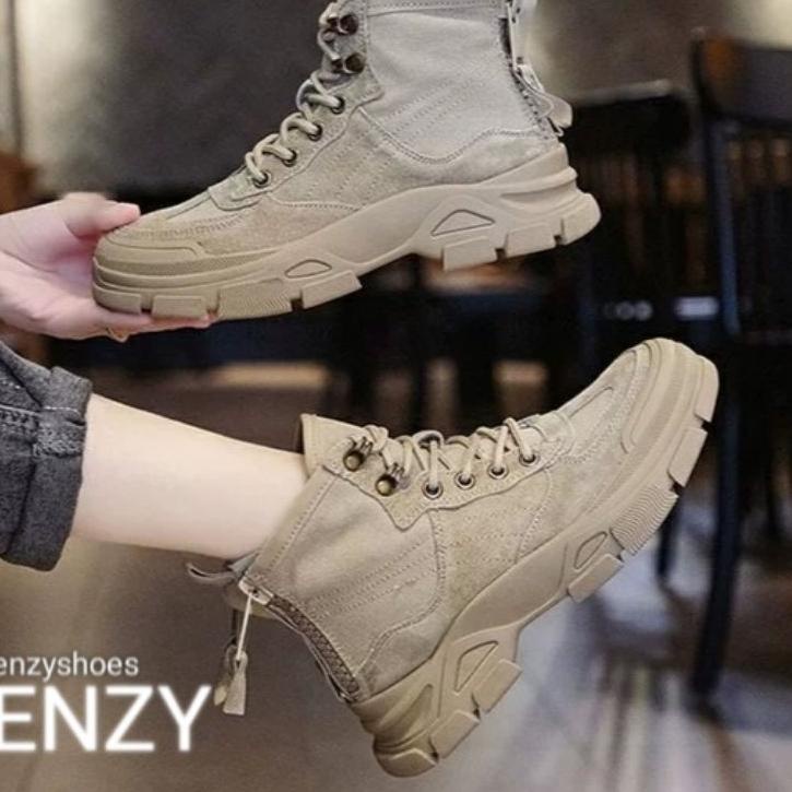 Bagus Dipakai.. IT'S READY Zenzy Timo Boots Korea Design - Boots Canvas Comfy