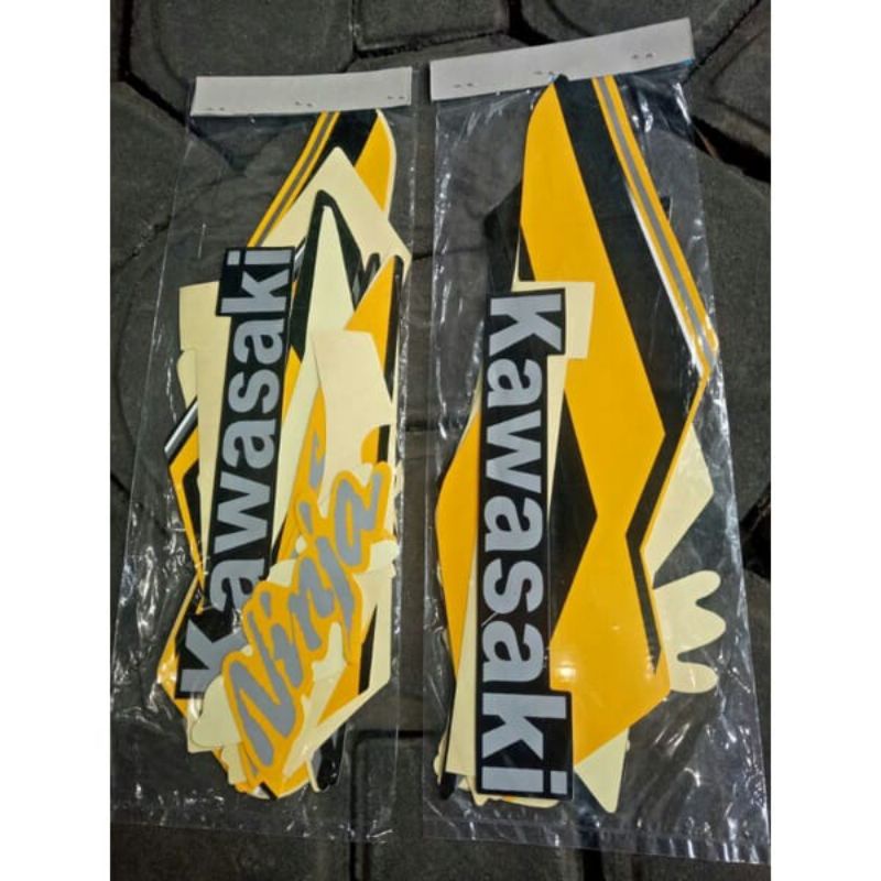 striping standar Lis body kawasaki ninja RR 2015 kuning