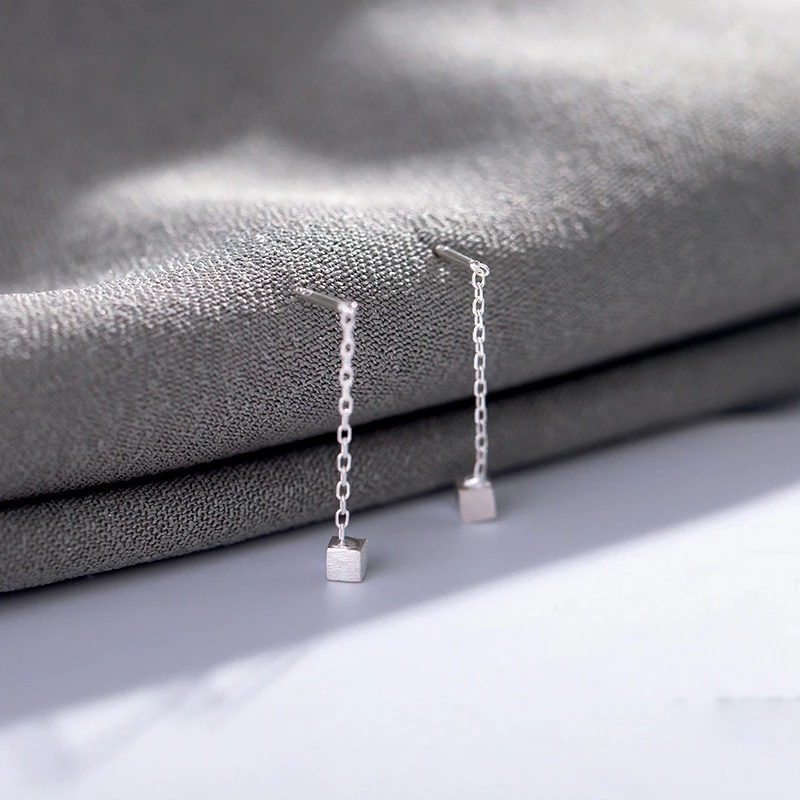 2pcs / Set Anting Rumbai Panjang Liontin Geometris Warna Emas Bahan Alloy