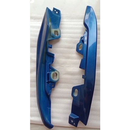 Body Behel Pegangan Jok Belakang Yamaha New Vixion LED BK8 th 2017-2022  Biru Metalik Set Kanan dan 