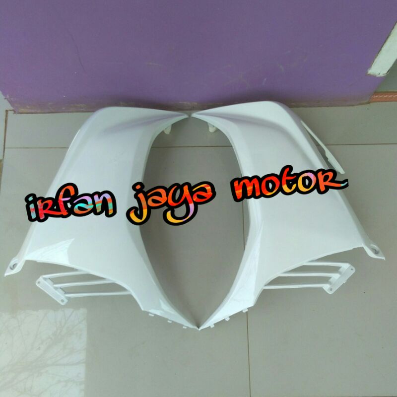 Sayap legshiled luar body depan yamaha jupiter mx 135 new putih