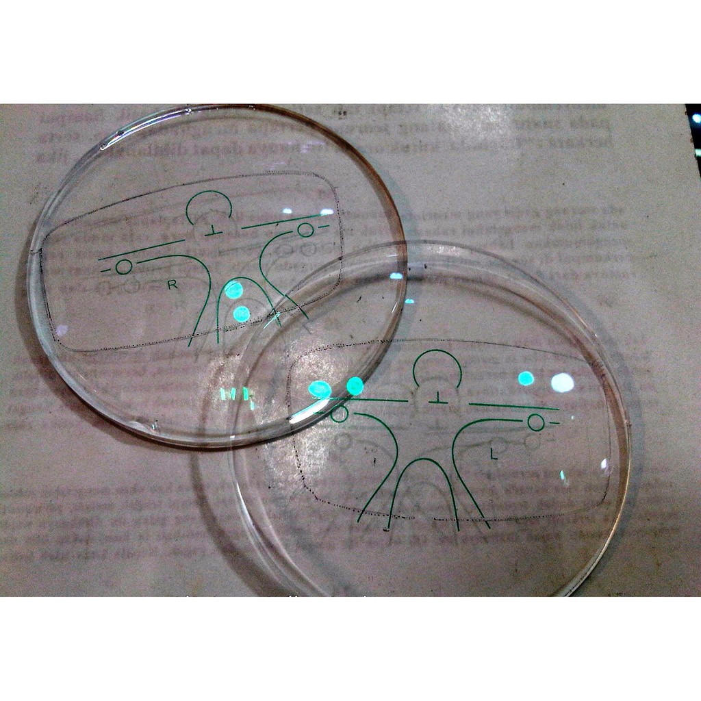 Aisee - Biaya Penambahan Lensa Progresif Minus Plus
