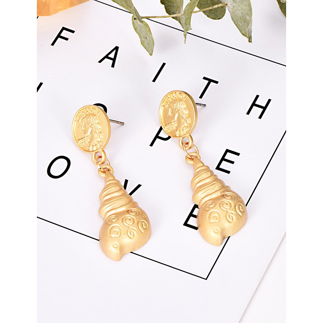 LRC Anting Tusuk Fashion Gold Alloy Head Conch Earrings F34169