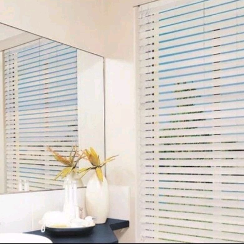 Tirai Gulung Venetian Blinds PVC - Tirai Jendela PVC - Penutup jendela - Venetian Blinds 60 x  180 c