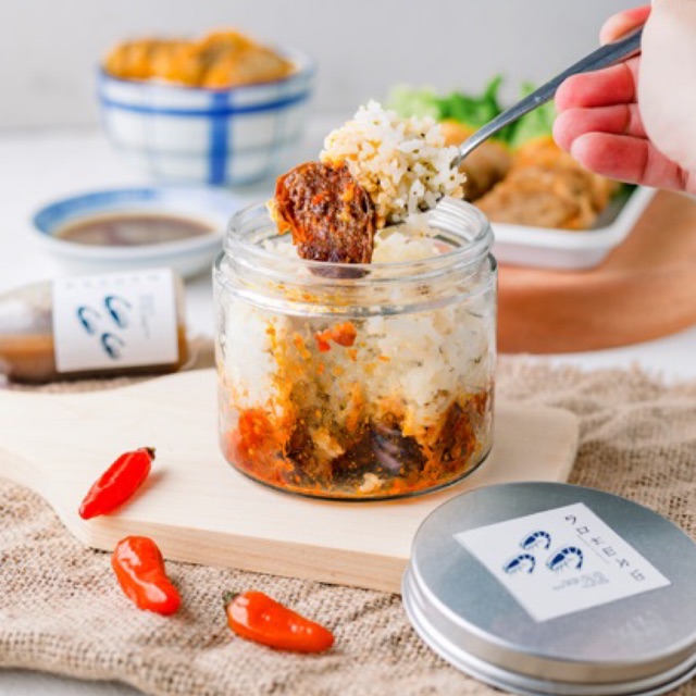 

Hekeng in jar