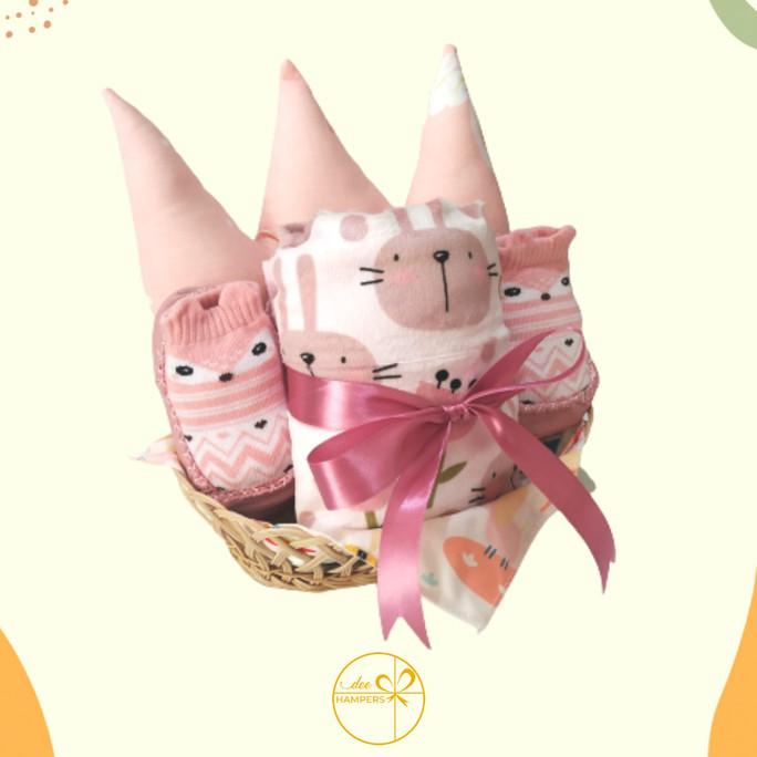 

Baby Hampers / Kado Kelahiran Bayi / Baby Gift / Paket Pillow Set .