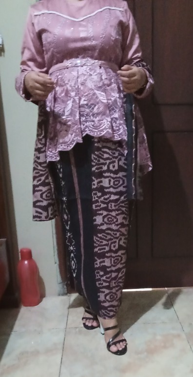 Couple Batik Kebaya Anjani Pink Tunangan Wisuda Lamaran