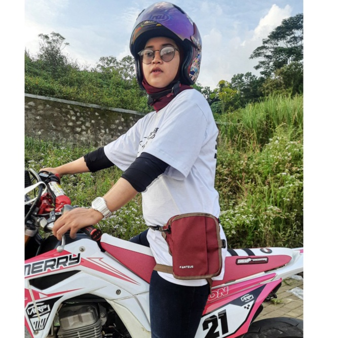 Tas Selempang Pria Multifungsi Tas paha Termurah