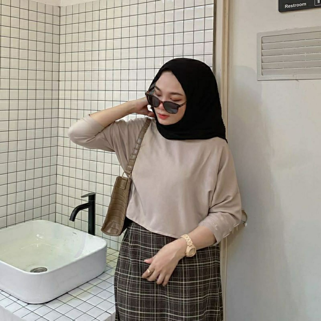 BEFAST - ZEC OOTD Wanita Blouse GHEA / Stacy Oversize Crop Top / ATASAN WANITA CROPTOP TERBARU / Blouse Kekinian 2021 / Blouse Keluaran Terbaru / Blouse Polos / Blouse Lengan Panjang / Blouse Casual