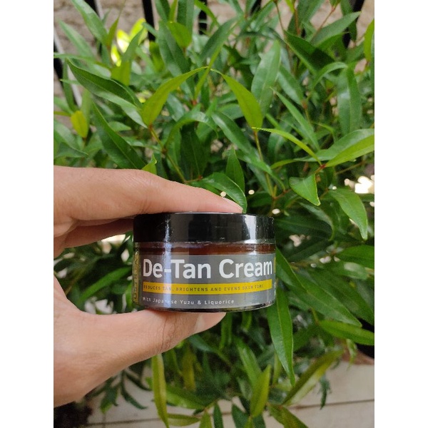 Ustraa DeTan Cream