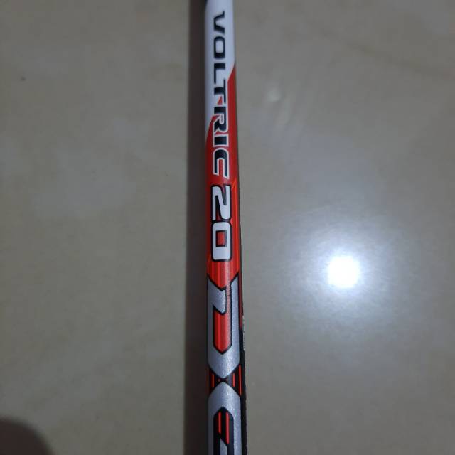 Raket yonex voltric 20dg