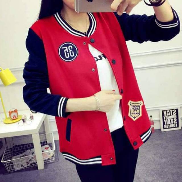 Jaket wanita dengan bahan import