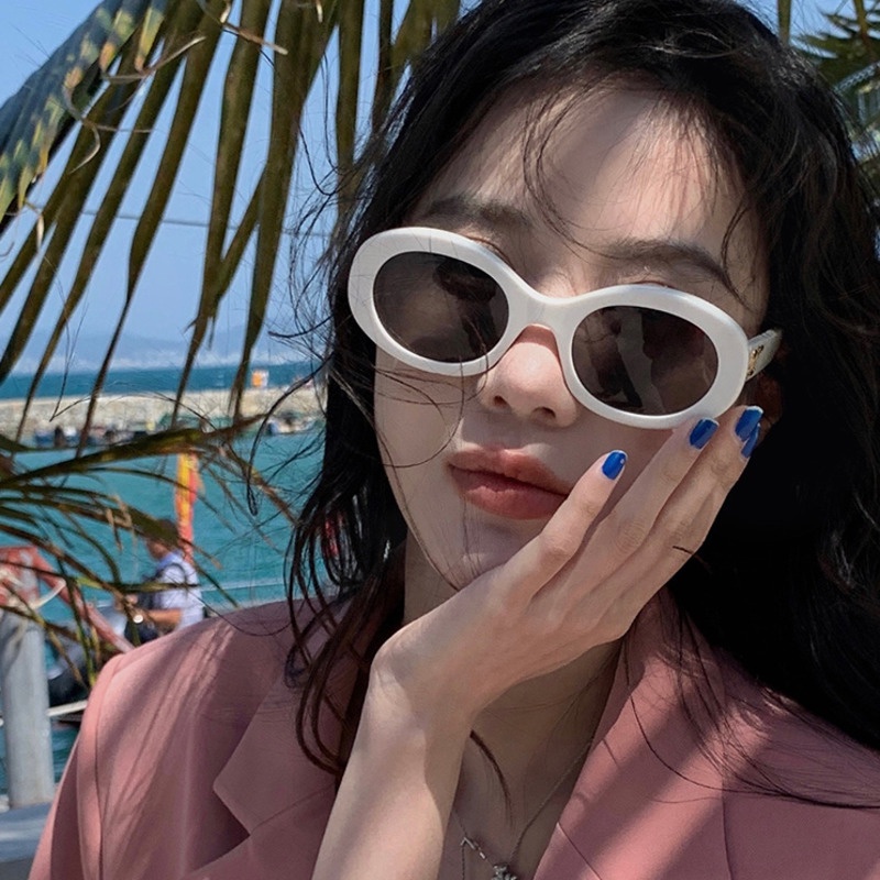 Kacamata Hitam Pelindung Matahari Dengan Bingkai Putih Gaya Harajuku