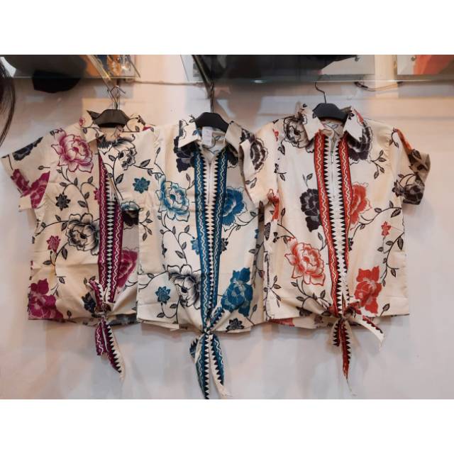 ATASAN BATIK WANITA LENGAN PENDEK