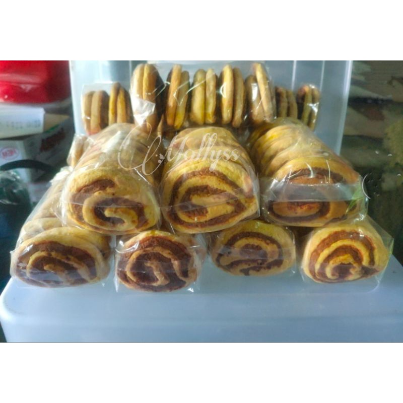 LIUNGSAT PIANG KUE JADUL - KUE KUPING GAJAH KHAS SINGKAWANG