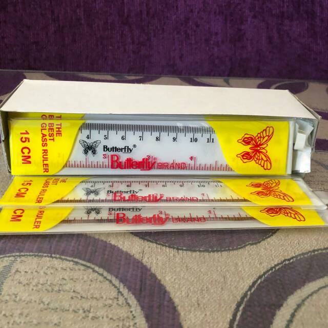 

1 Pak Penggaris 15 cm butterfly