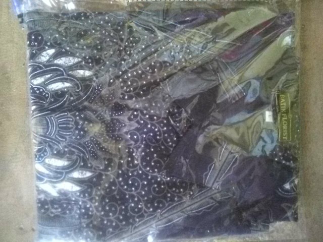 Peksi Lawasan Pendek Kemeja Batik Pria Katun Primisima Full Furing