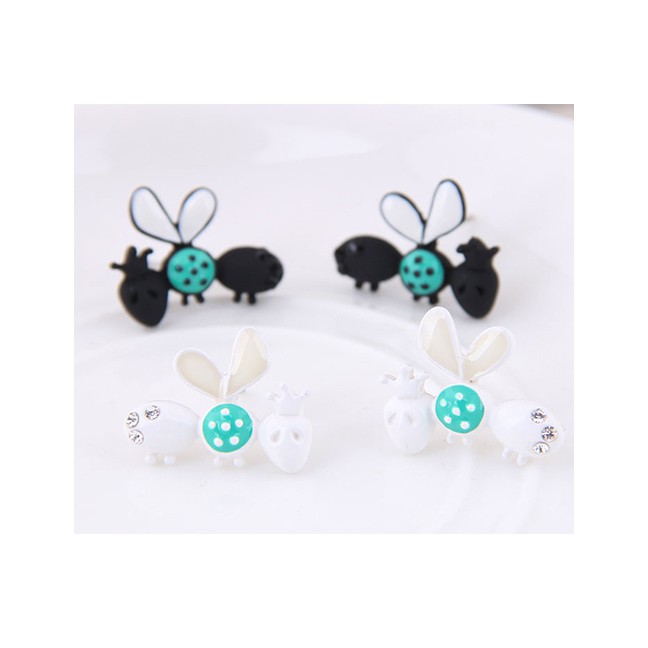 LRC Anting Tusuk Fashion White Ladybug Earring A58443