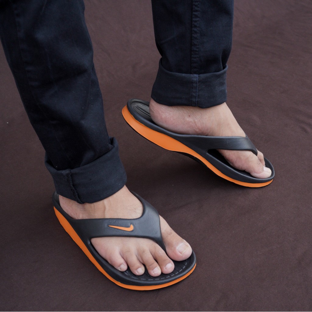 BIG SALE - Sandal Karet Jepit Kasual Santai Pria Nike Duramo Hitam List Orange Sendal Kekinian