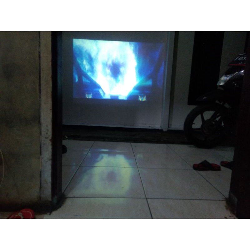 proyektor Sony VPL-242