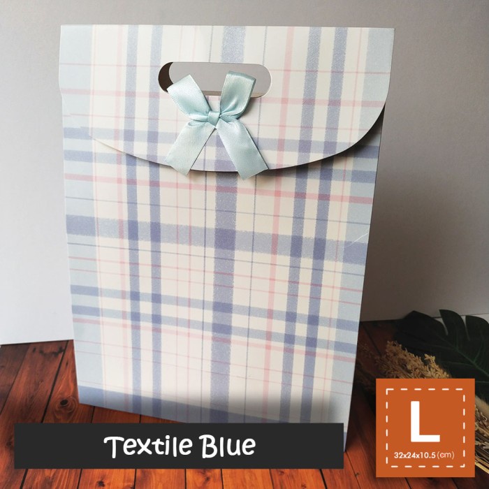 

Paper Bag Motif / Tas Kertas Kado / Tas Ulang tahun - L Plaid Pattern