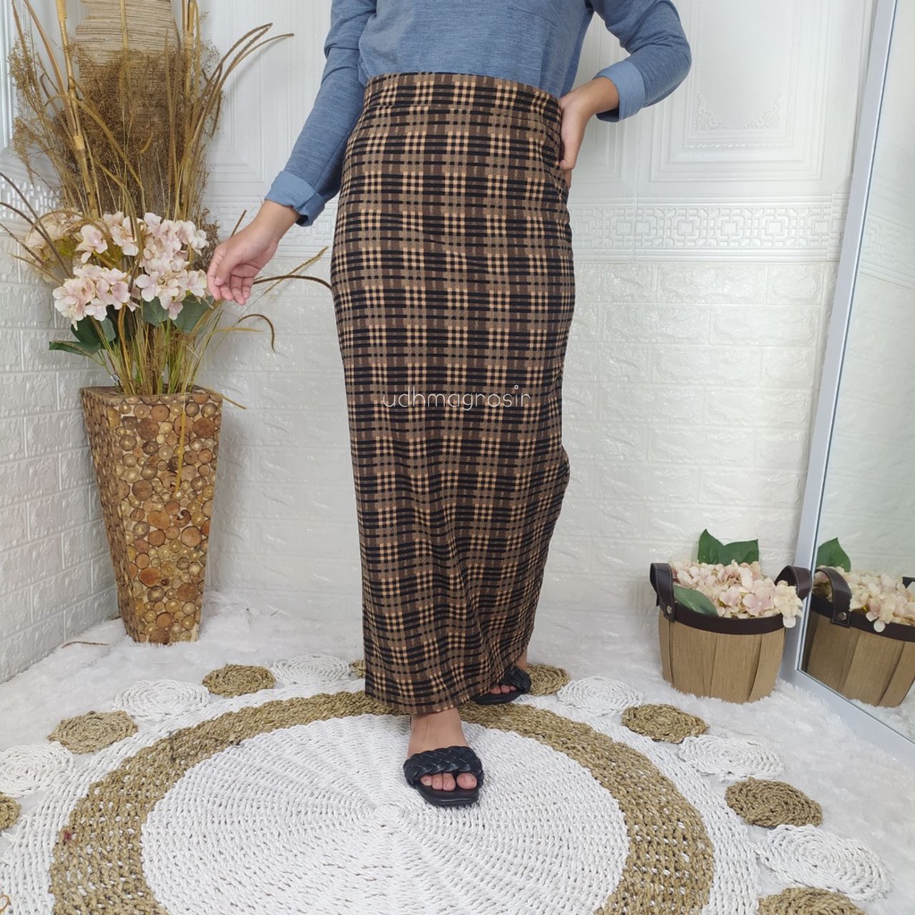 ROK SPAN TARTAN / ROK MOTIF KOTAK KOTAK PANJANG / ROK TARTAN MURAH DAN TEBAL