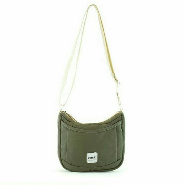TAS WANITA SELEMPANG SHOULDER MESSENGER SLING BAG ORIGINAL TUSK HACI ARMY