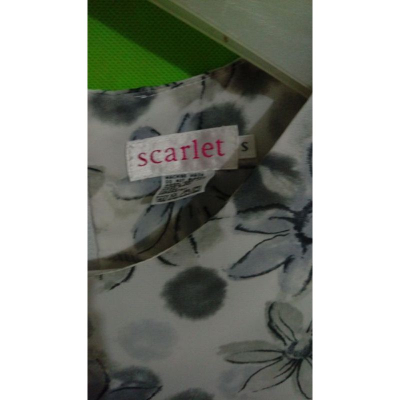 Dress Scarlet