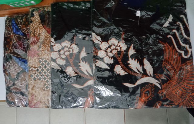 Maura Couple - Sania Ruffle Batik Couple Ori Ndoro Jowi Dnt Garansi Termurah Shopee - Shopashop Solo