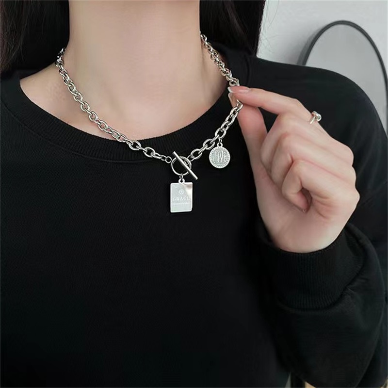 Kalung Rantai Liontin Tag Persegi Bahan Titanium Steel Gaya Hip-Hop Untuk Pria Dan Wanita