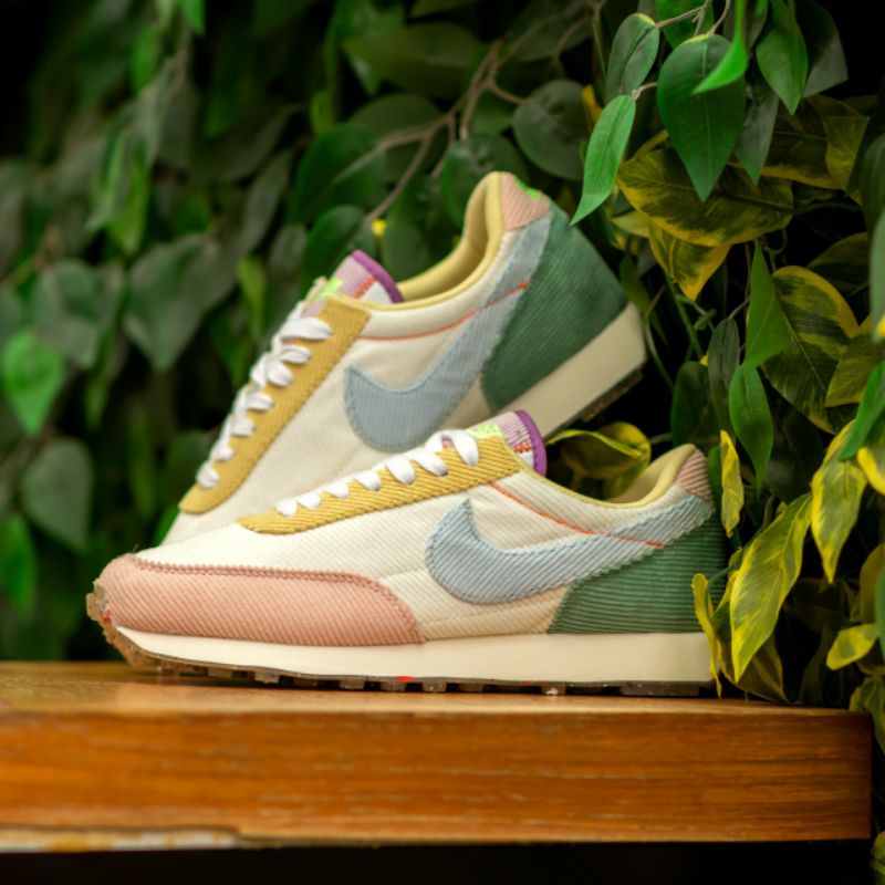 nike daybreak retro Corduroy