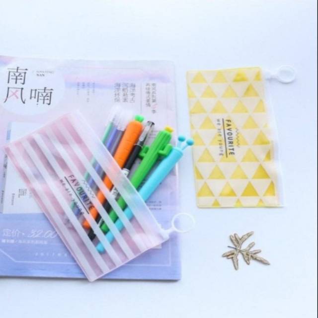 

Tempat pulpen/pensil simple