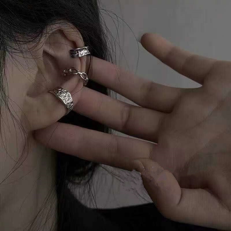 Anting Klip Rantai Tidak Teratur Bahan Logam Gaya Hip hop punk Untuk Pria Dan Wanita