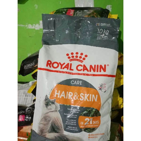 Royal Canin Hair &amp; Skin 10 Kg Dry Cat Food RC Perawatan Rambut &amp; Kulit 10Kg Makanan Kucing Kering