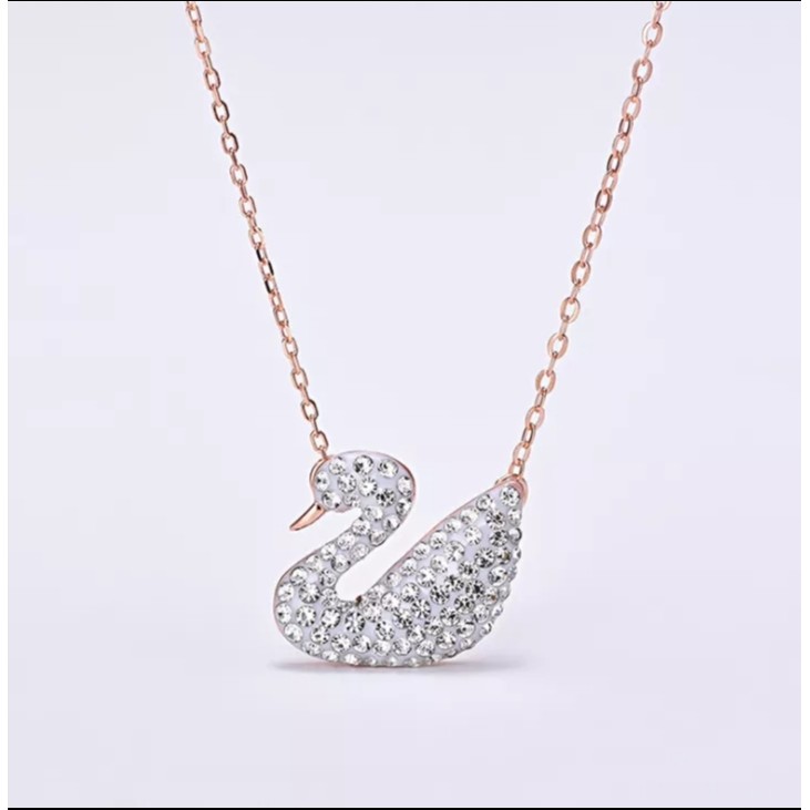 Kalung Titanium Swan Hitam dan Putih Kristal Dengan Rantai Rosegold, Gold dan Silver