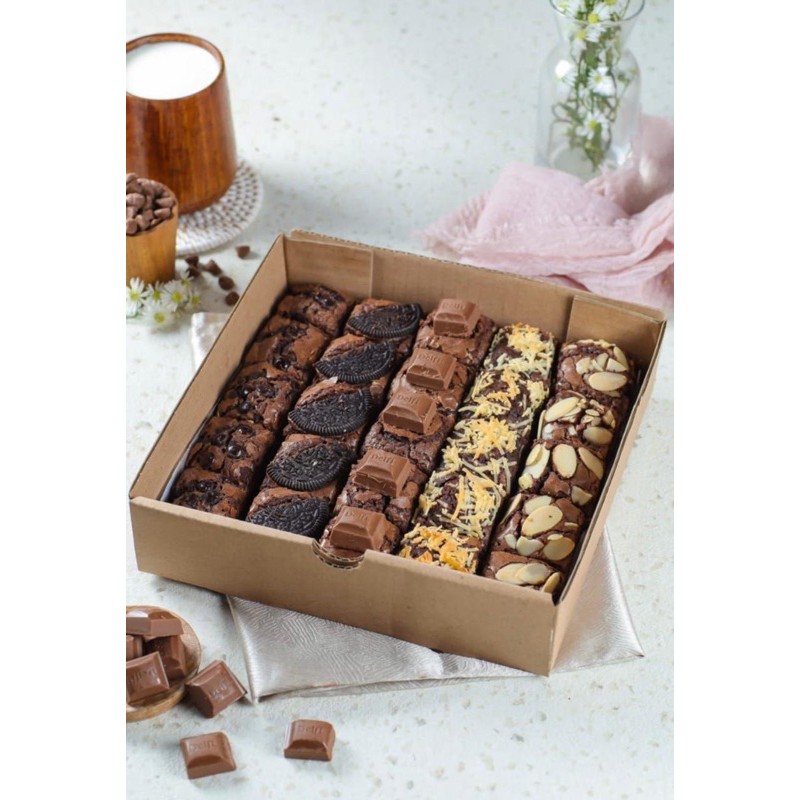 

Hampers Brownies Mix Delfi Lebaran
