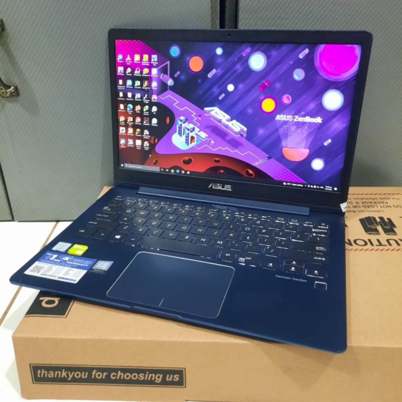 Laptop Asus Zenbook UX331UN Cor i7-8550 Gen 8 Ram 8GB SSD 512GB Nvdia MX150 2GB Spesial ultrabook slim gaming