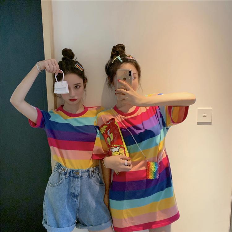 Korea Kaos Lengan Pendek Rainbow Stripe musim panas Korea Kaos Lengan Pendek Rainbow Stripe musim panas