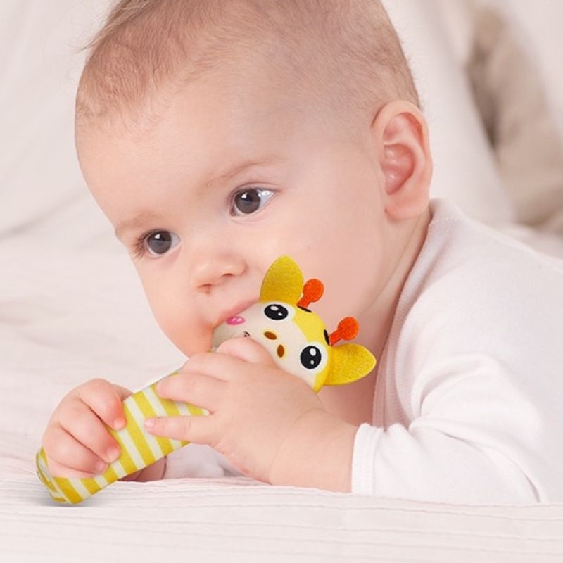 Original Mainan Rattle Stick Genggam Bunyi  untuk Bayi lucu karakter