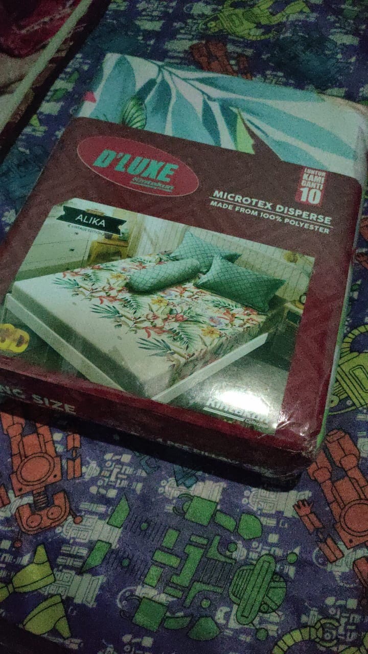 Sprei Kintakun Dluxe 180 B4 Aneka Motif