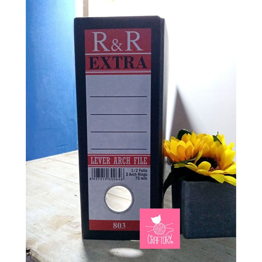 

RR Ordner Ukuran Kwitansi Punggung 7.5cm
