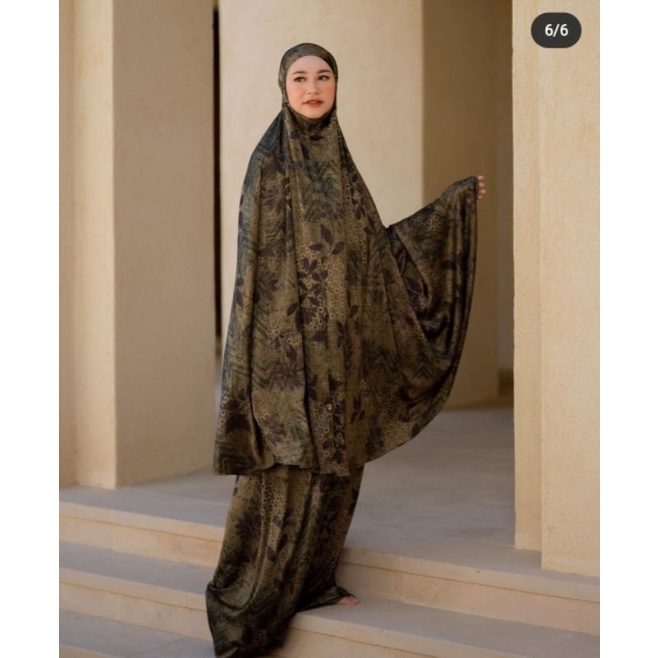 Alhambra Prayer Set by Heaven Lights