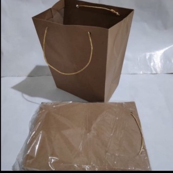 

Paper Bag Kantong Belanja Kertas Polos uk 13x18x6,5cm